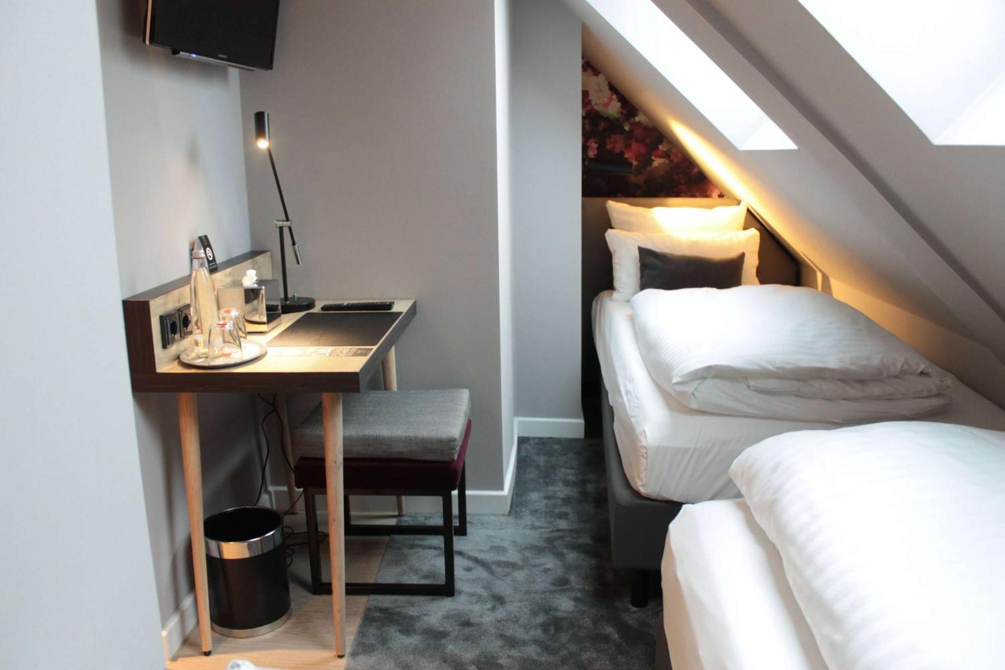Vienna House Easy By Wyndham Hamburg City Exterior foto